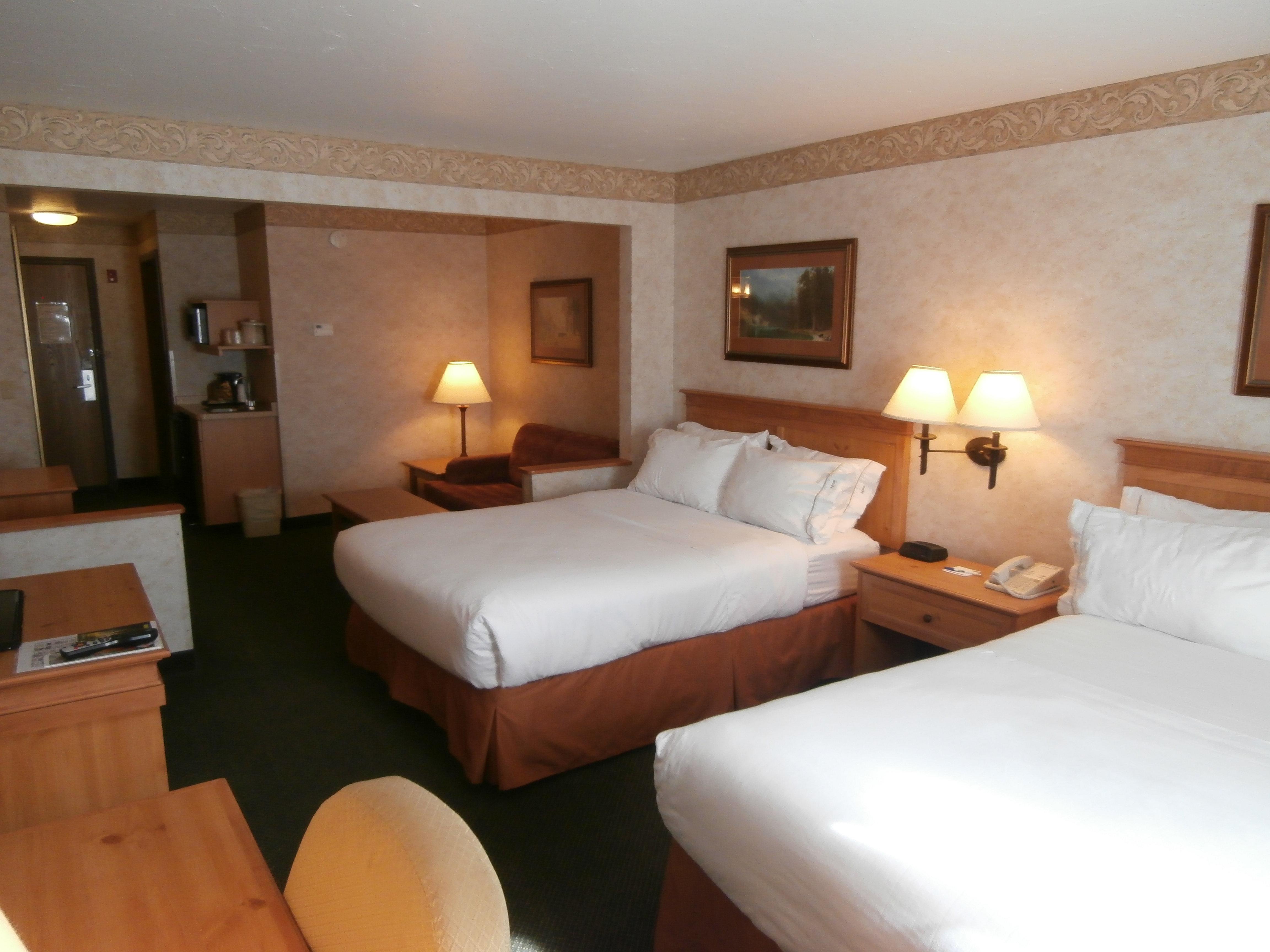 Holiday Inn Express Hotel & Suites Raton By Ihg Exteriör bild