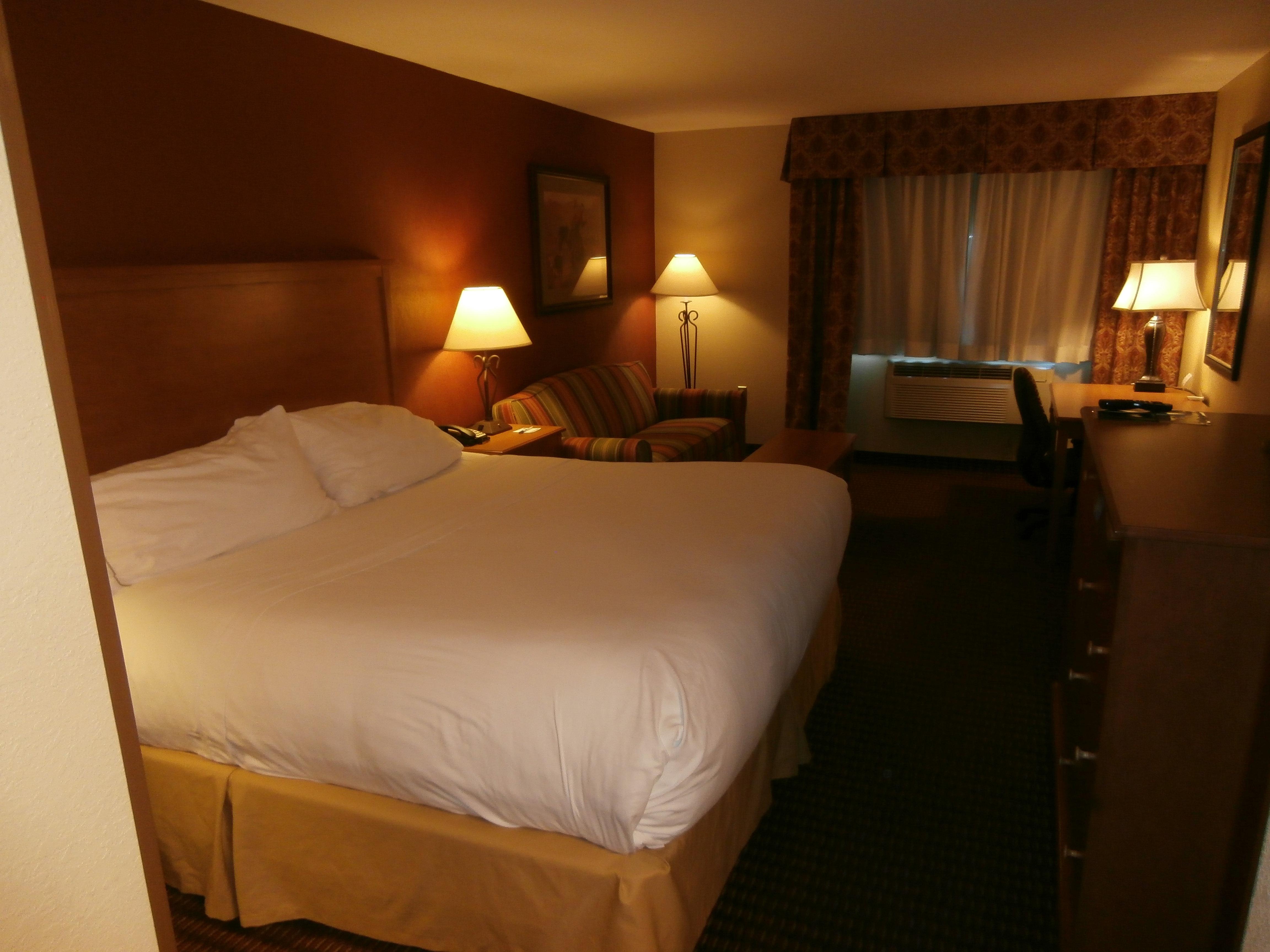 Holiday Inn Express Hotel & Suites Raton By Ihg Exteriör bild