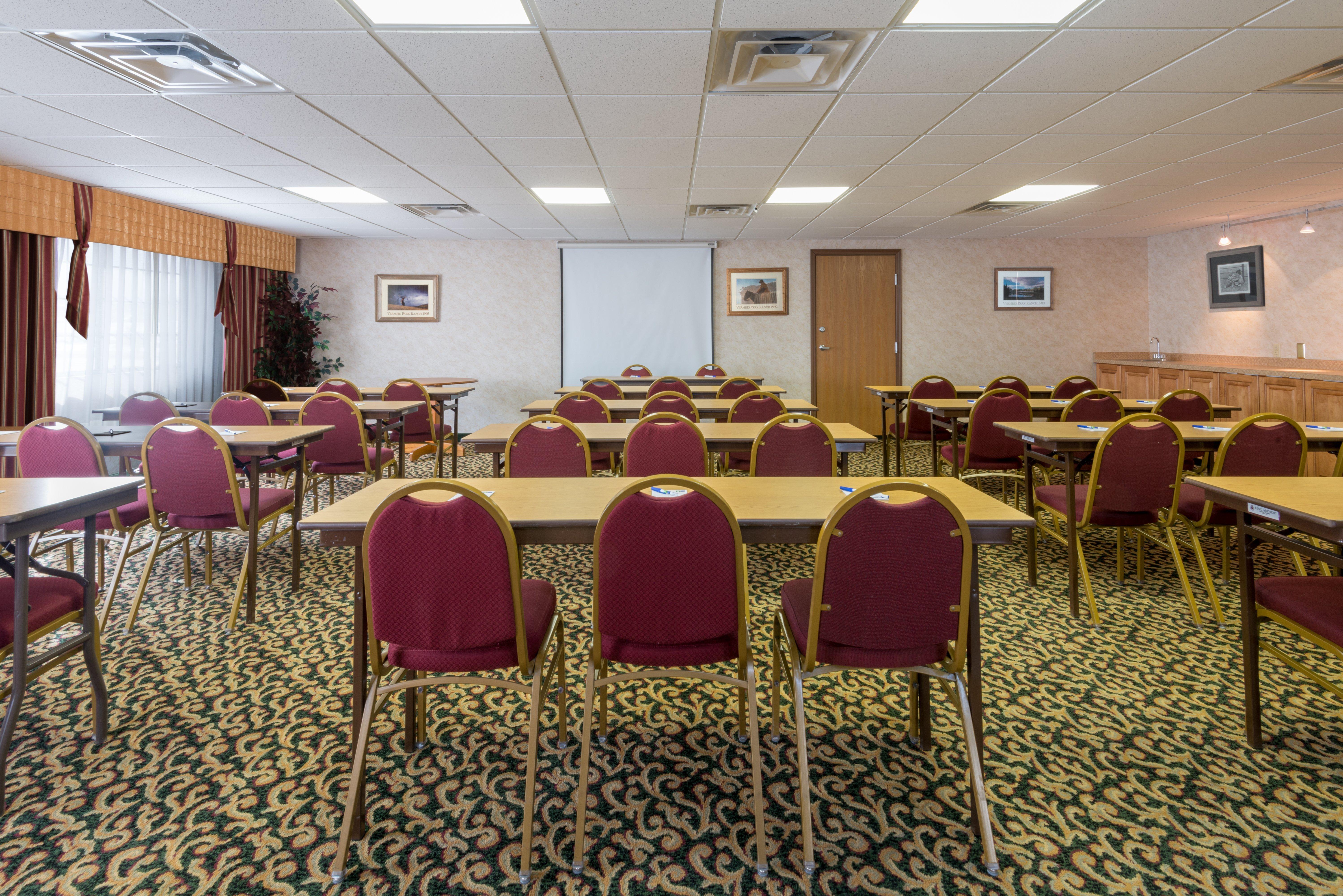 Holiday Inn Express Hotel & Suites Raton By Ihg Exteriör bild